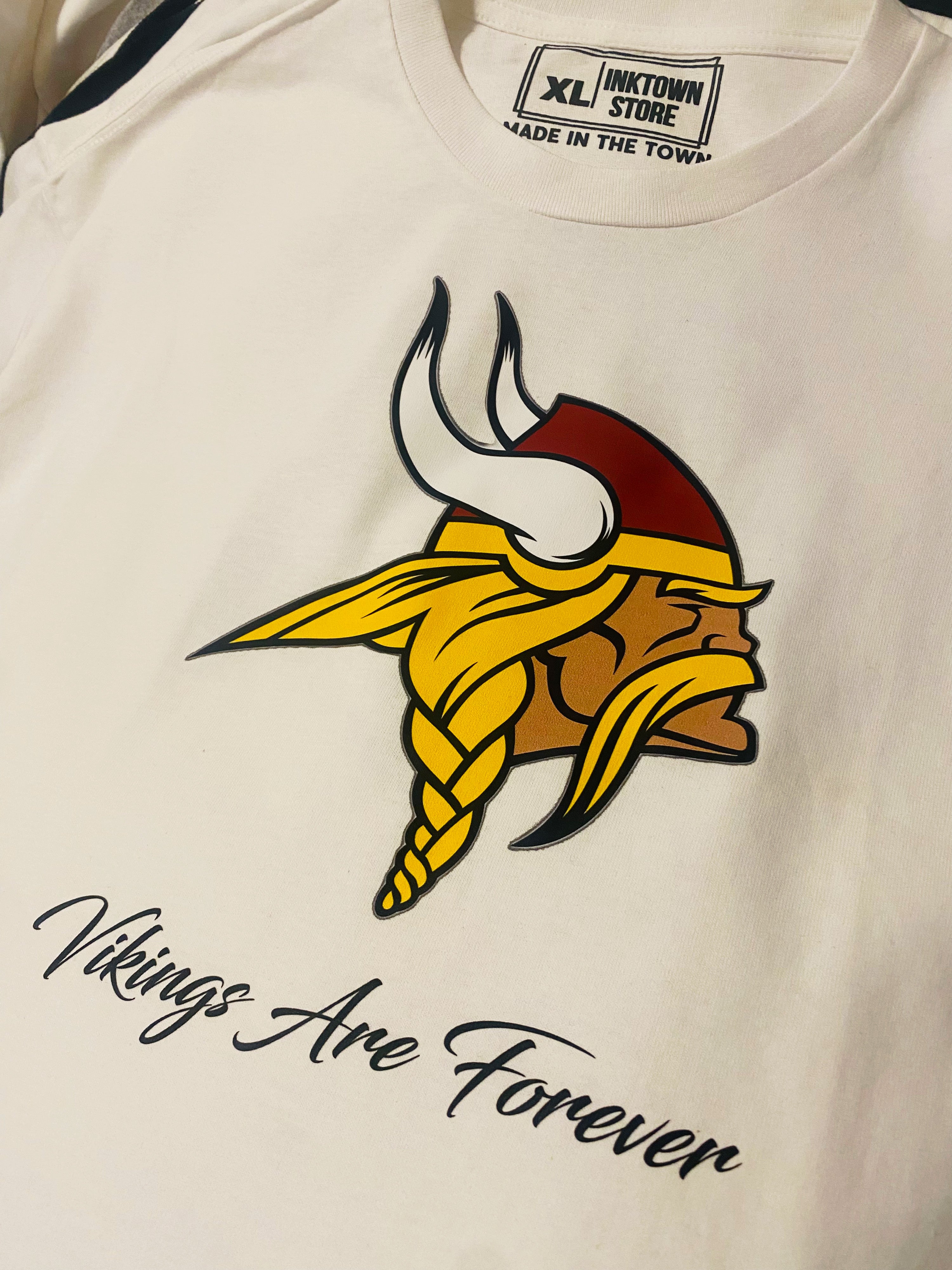 “Vikings Are Forever” T-Shirt (white)